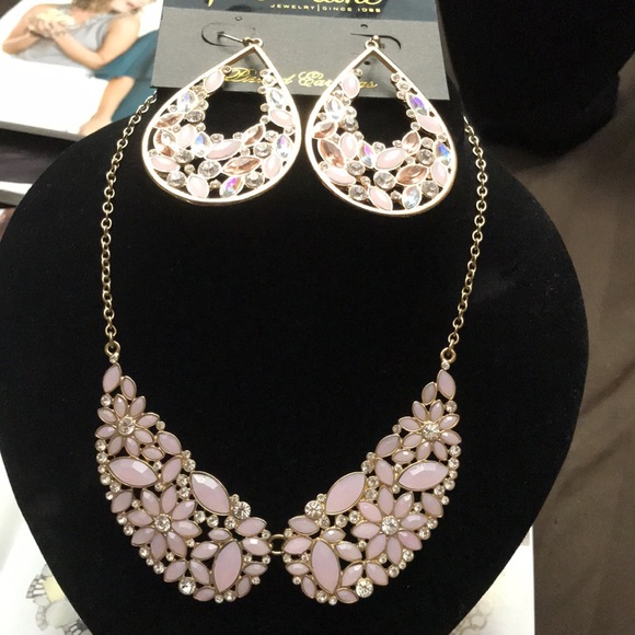 Park Lane EverAfter Earrings - Picture 2 of 2